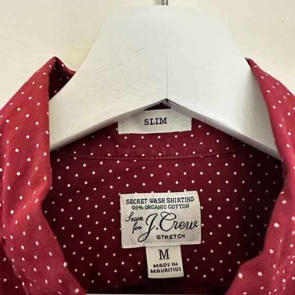 J.Crew Slim Secret Wash Shirt in red with polkadots in Medium - Picture 3 of 3